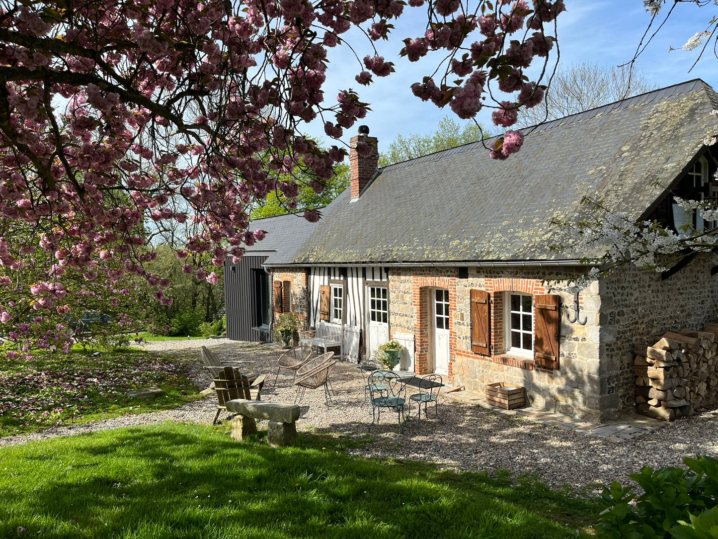 Construction d'une extension bois pour une maison normande près de Veules-les-Roses